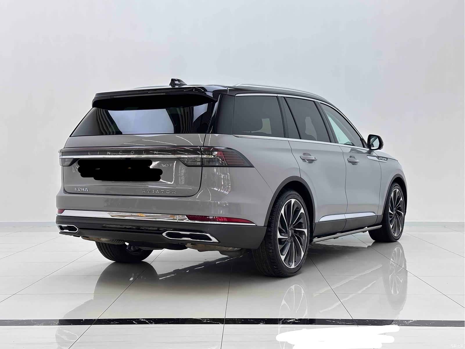 Lincoln Aviator, 2024 4