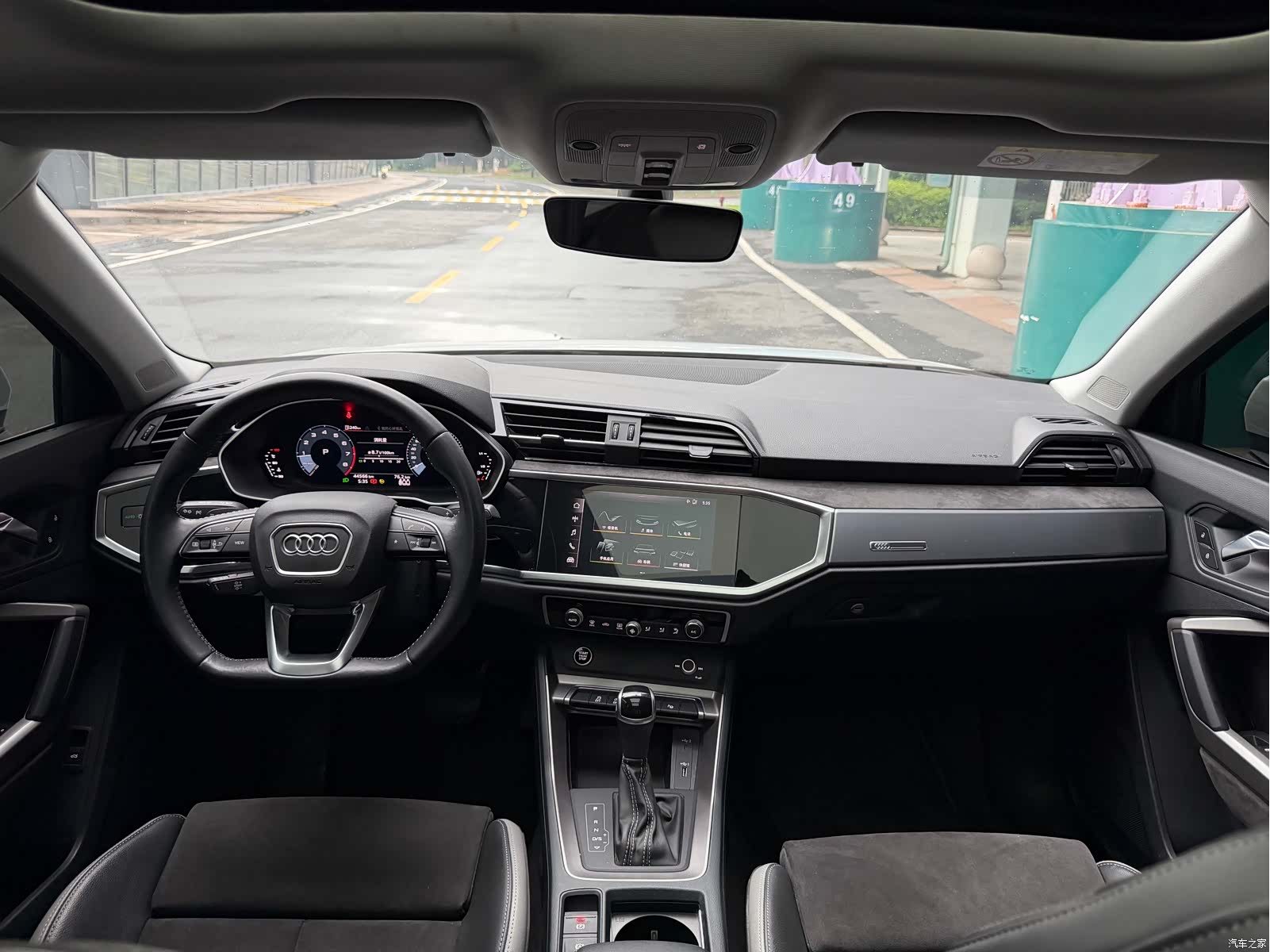 Audi Q3, 2021 4