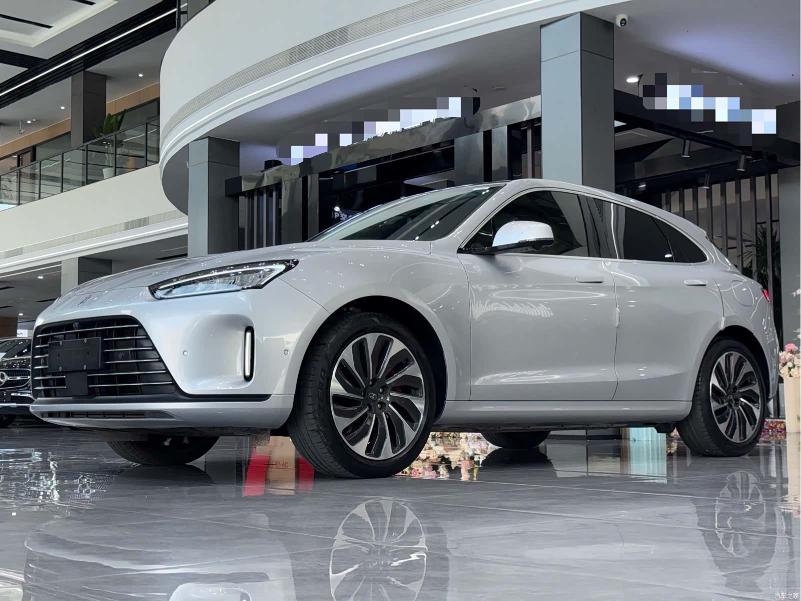 AITO M5, 2022 1