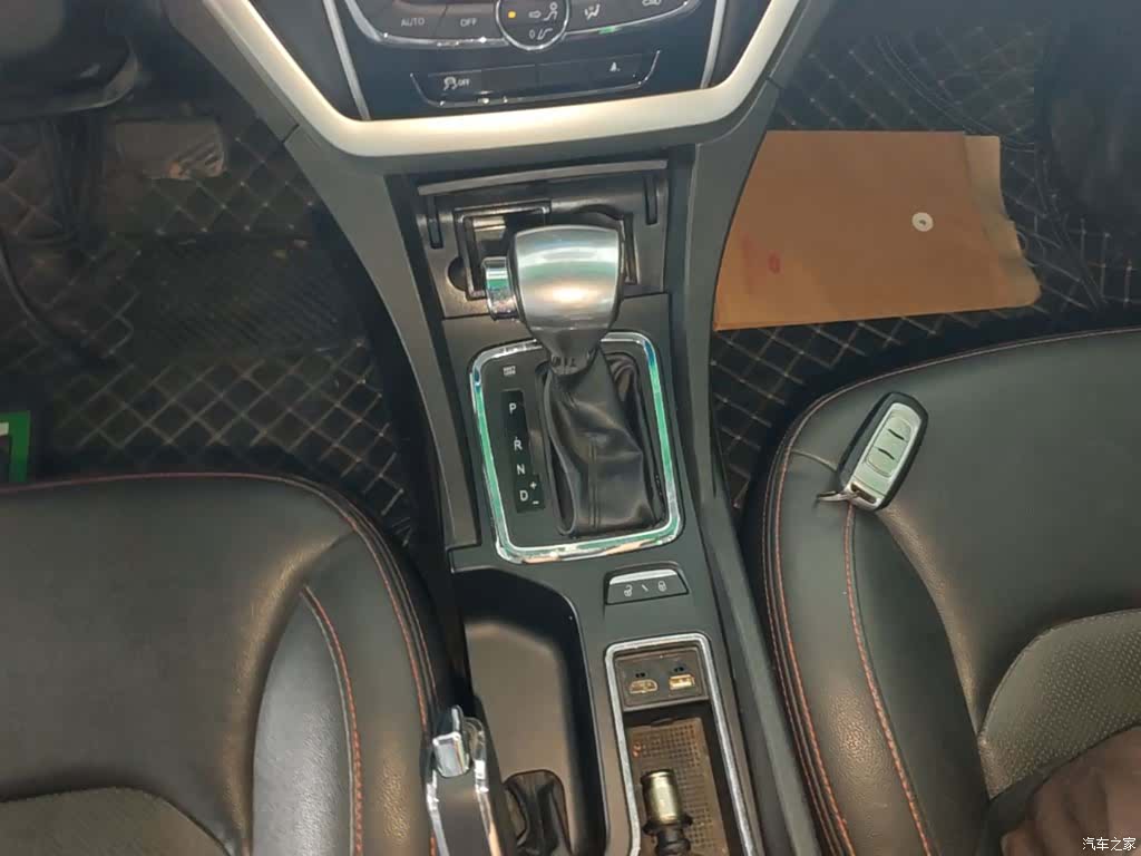 Geely Emgrand, 2015 14