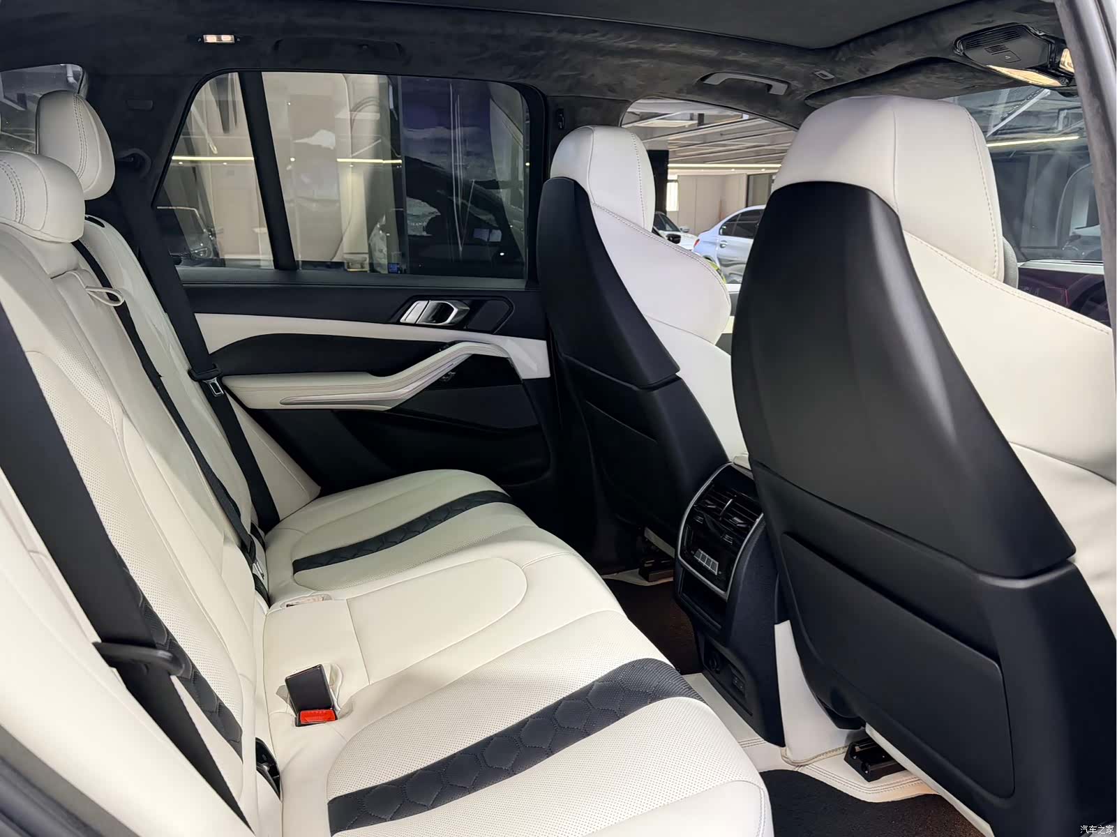 BMW X5, 2023 11