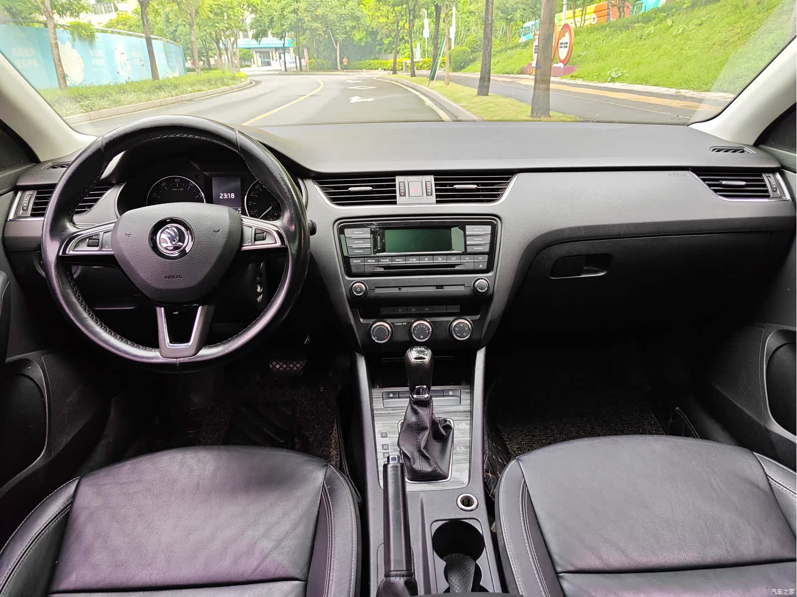 Skoda Octavia, 2017 все фото