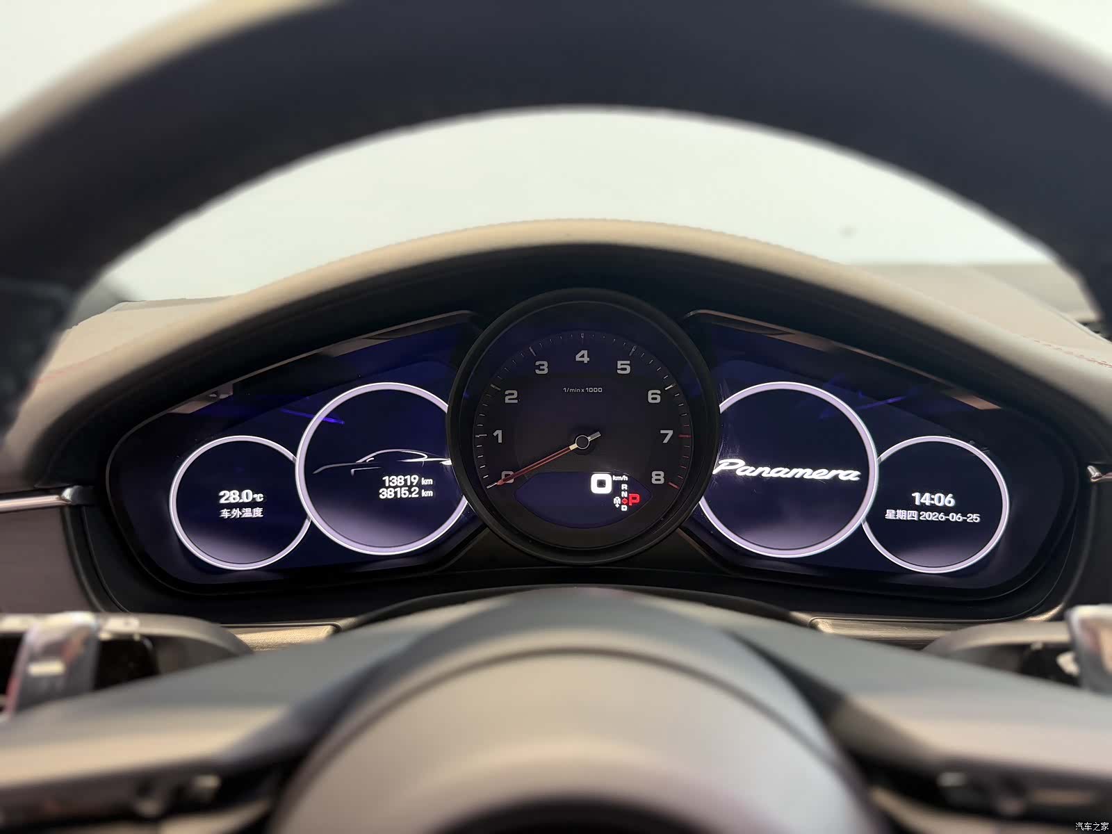 Porsche Panamera, 2024 10