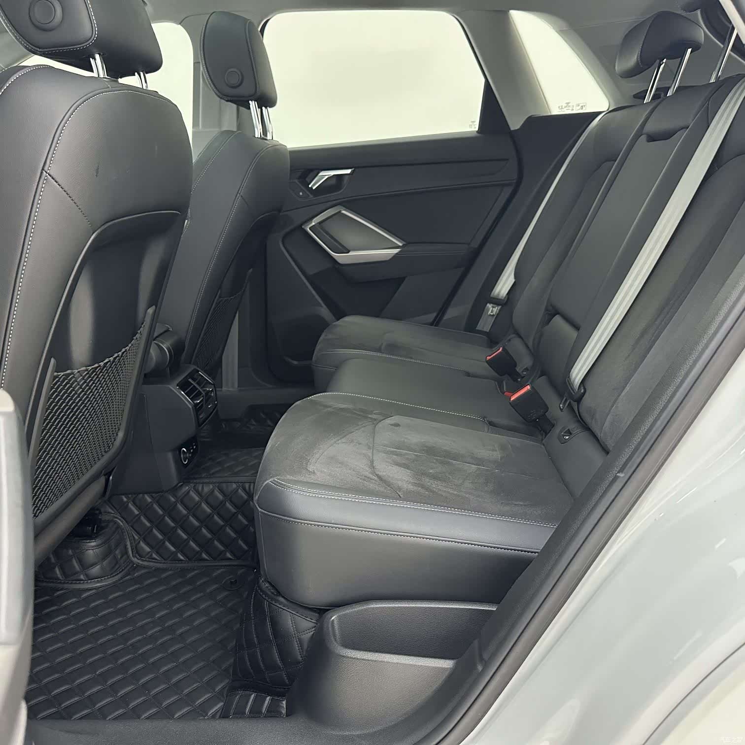 Audi Q3, 2023 8