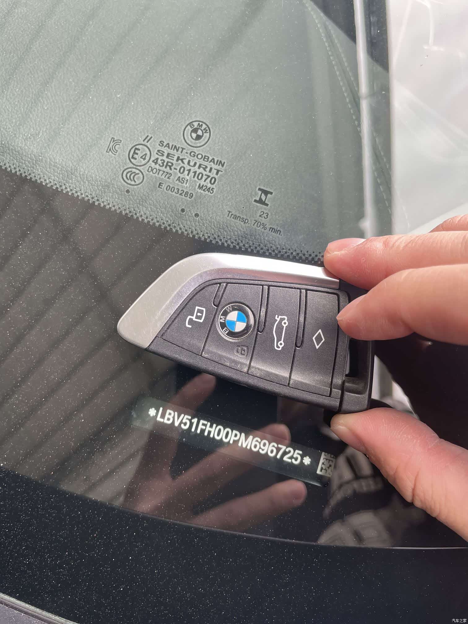 BMW 3 Series, 2023 25