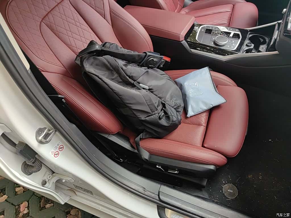 BMW 3 Series, 2024 20