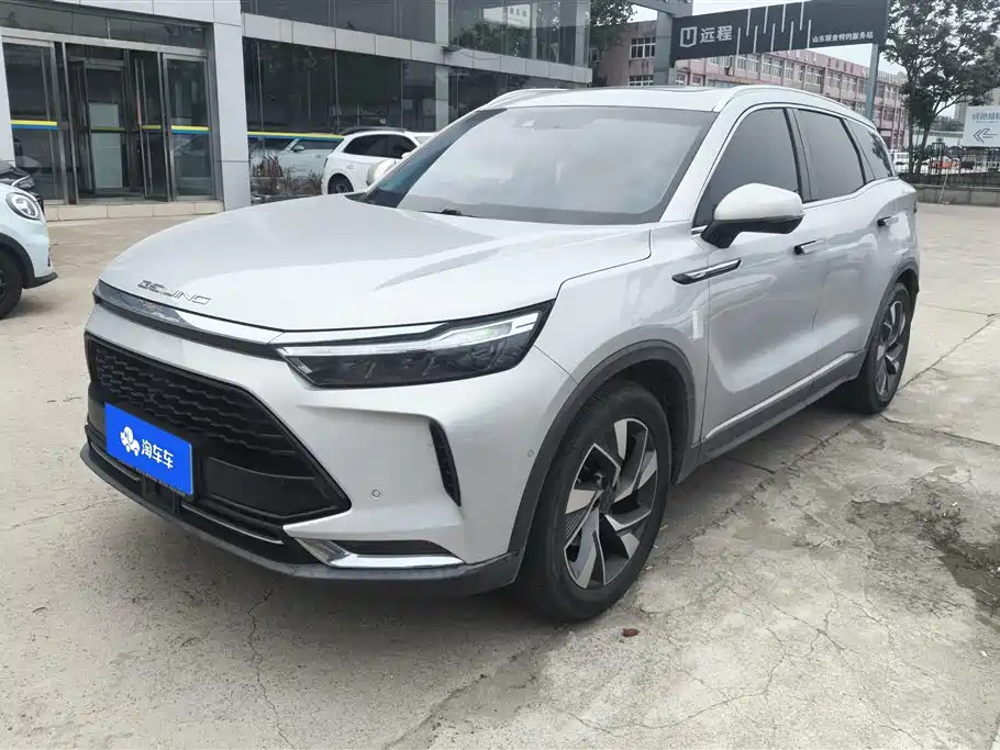 BAIC Beijing X7