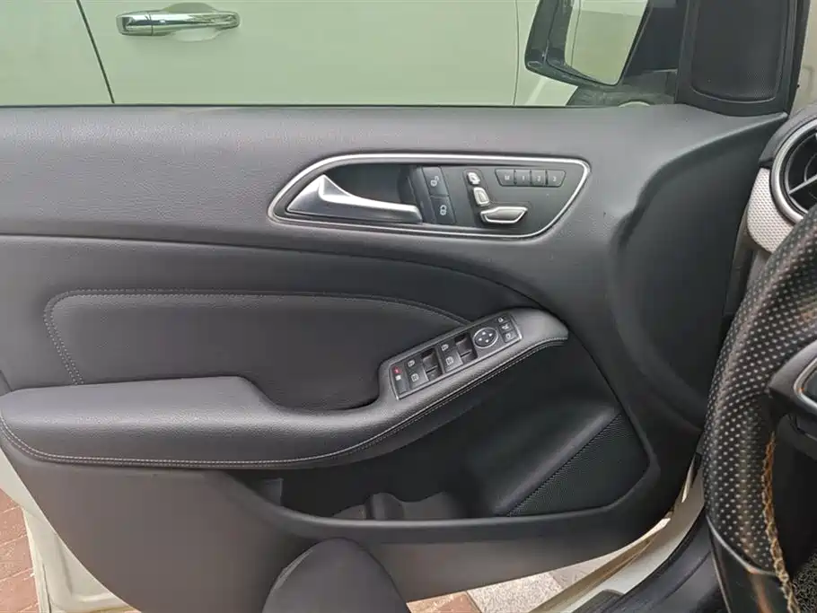 Mercedes-Benz Class B