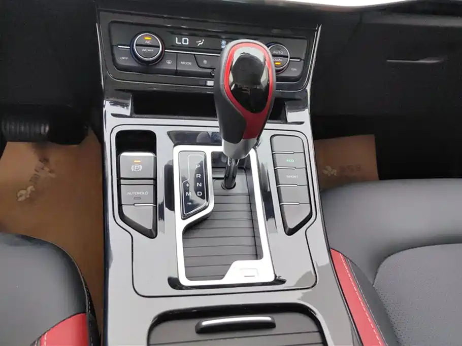 Geely Emgrand GS