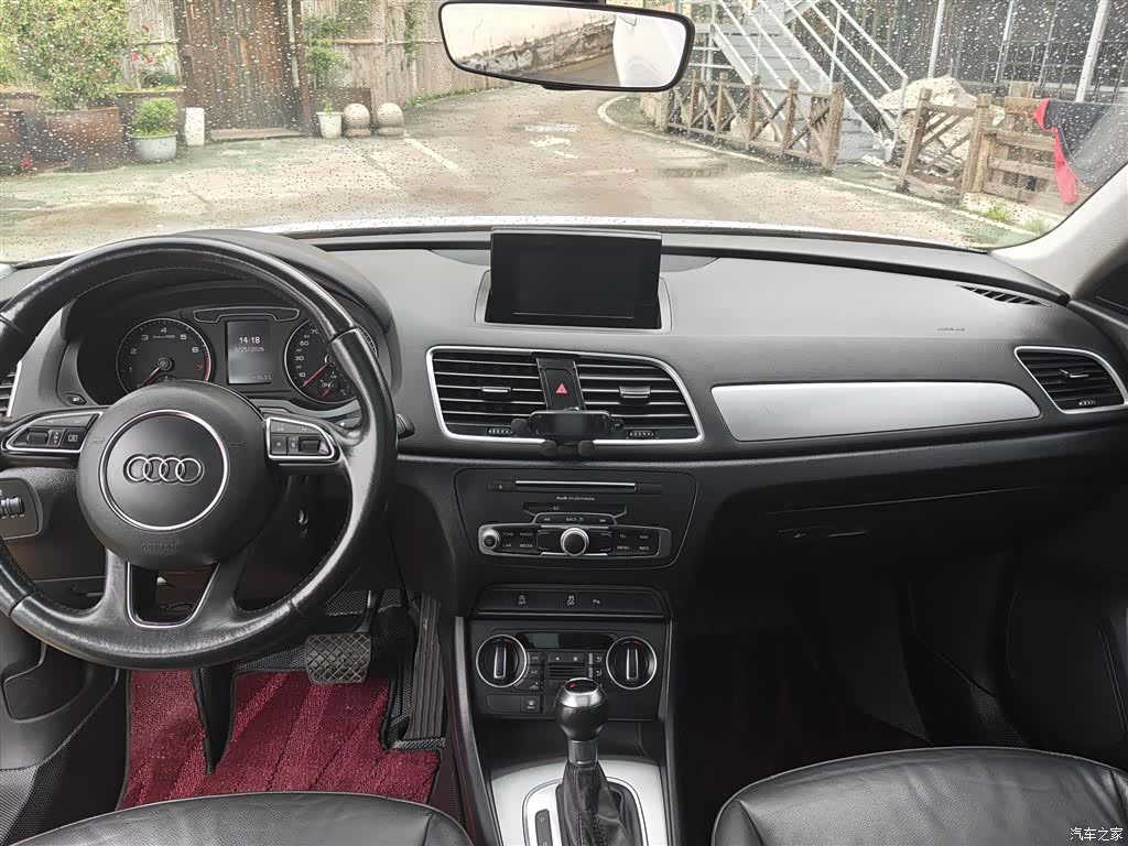 Audi Q3, 2017 12