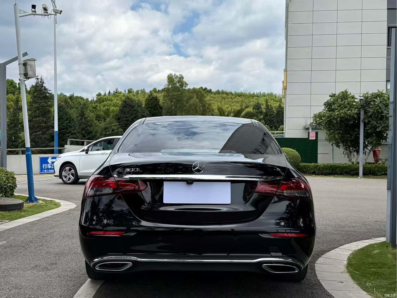 Mercedes-Benz E-Class, 2021 8