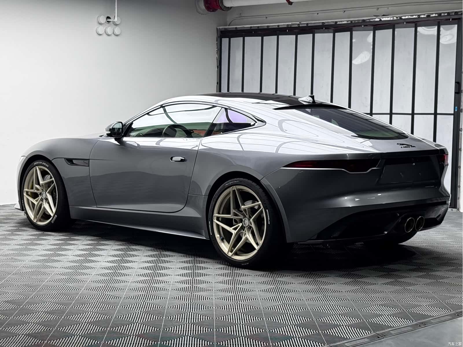 Jaguar F-TYPE, 2024 8