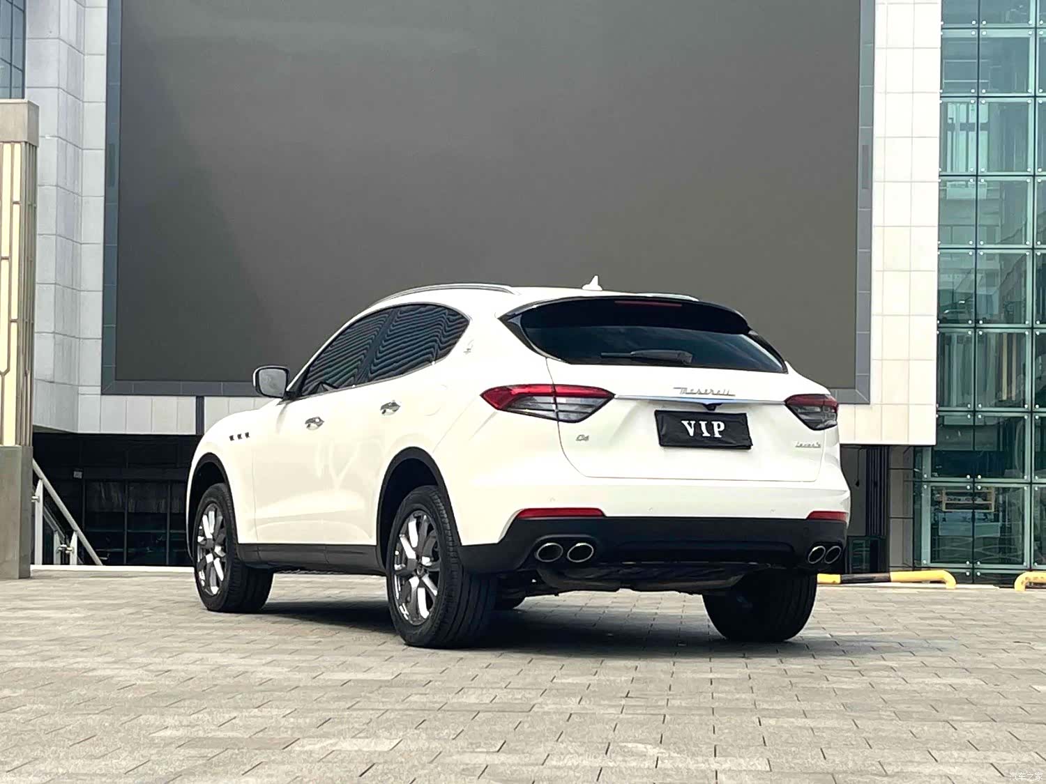 Maserati Levante, 2021 7