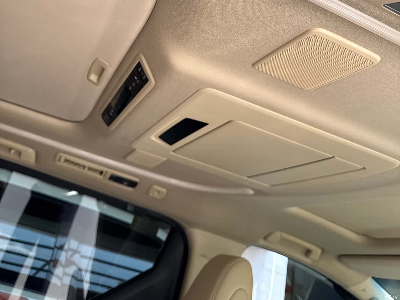 Toyota Alphard, 2018 14