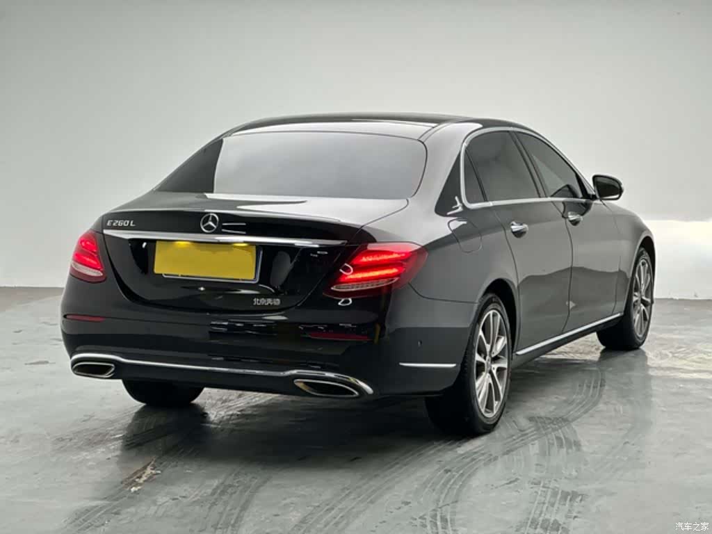 Mercedes-Benz E-Class, 2019 12
