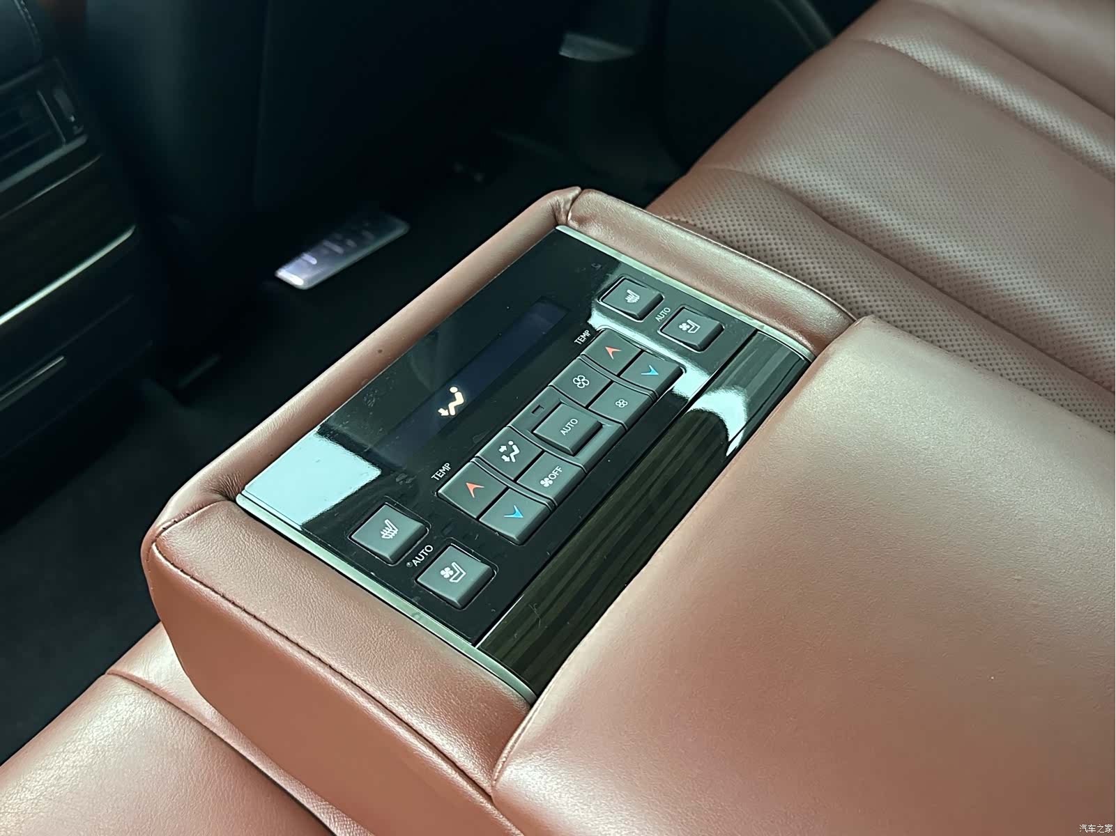 Lexus LX, 2020 21