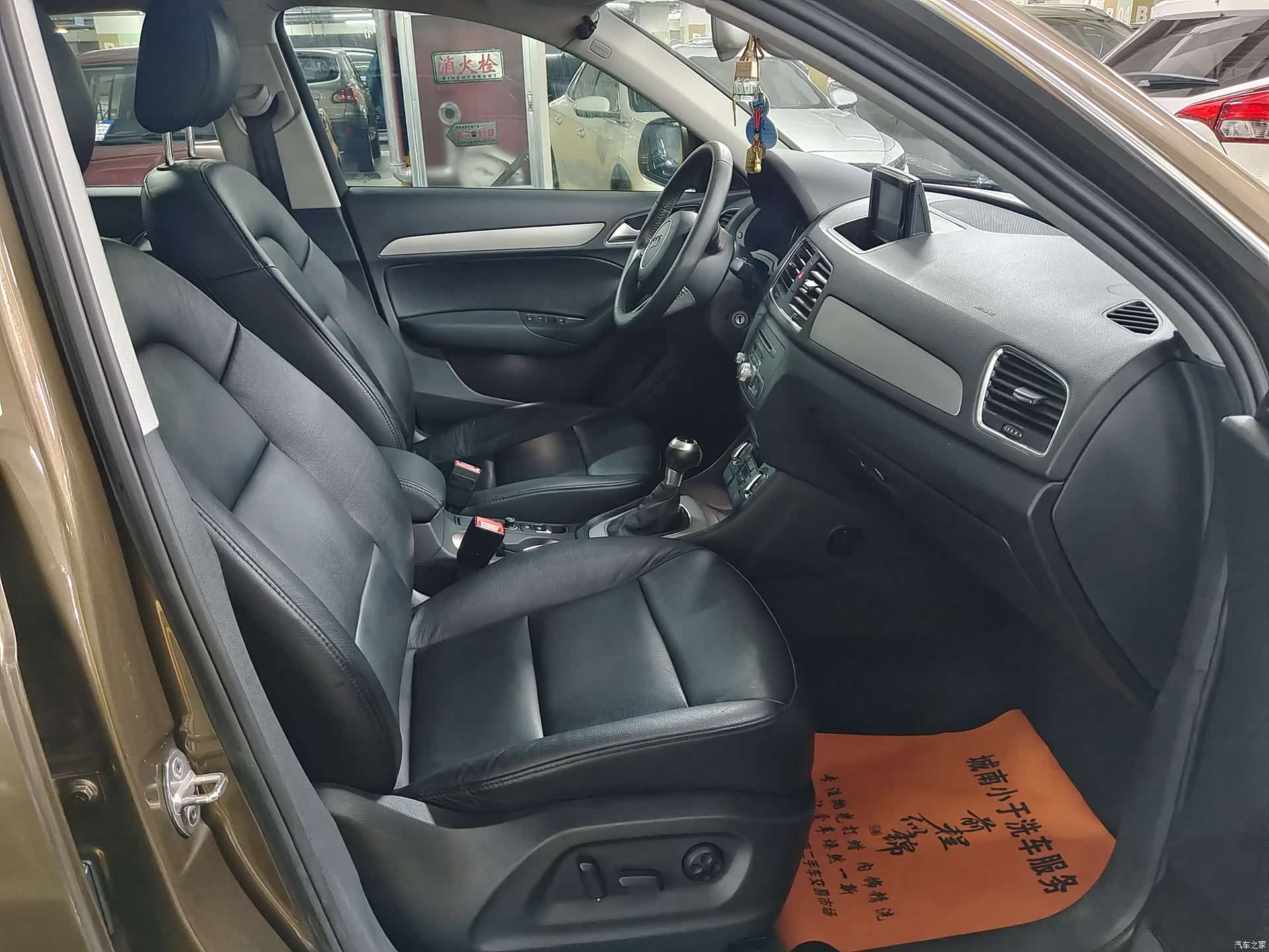 Audi Q3, 2015 9
