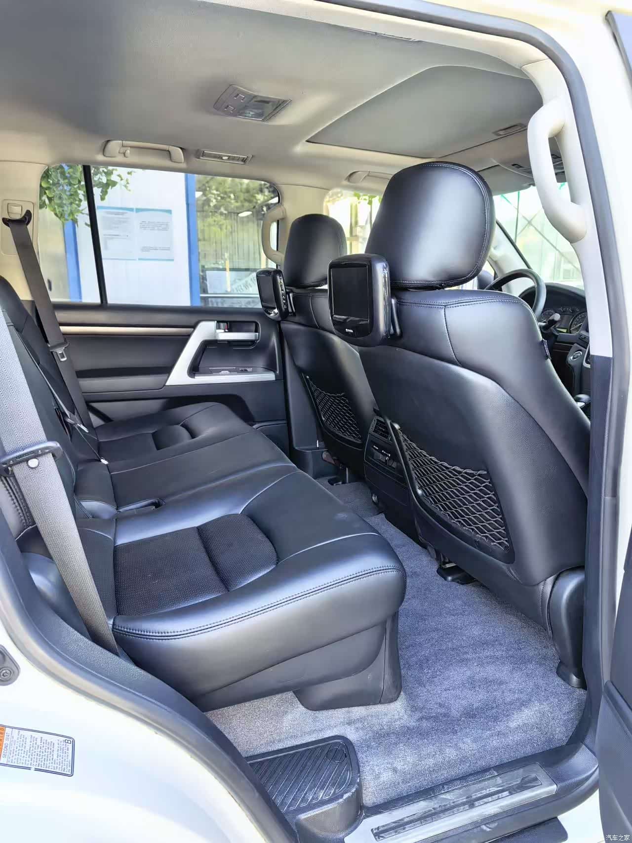 Toyota Land Cruiser, 2017 4