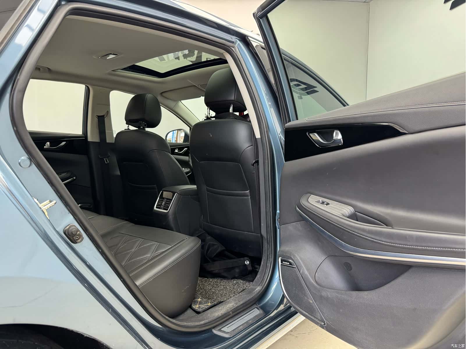 Changan CC, 2022 9