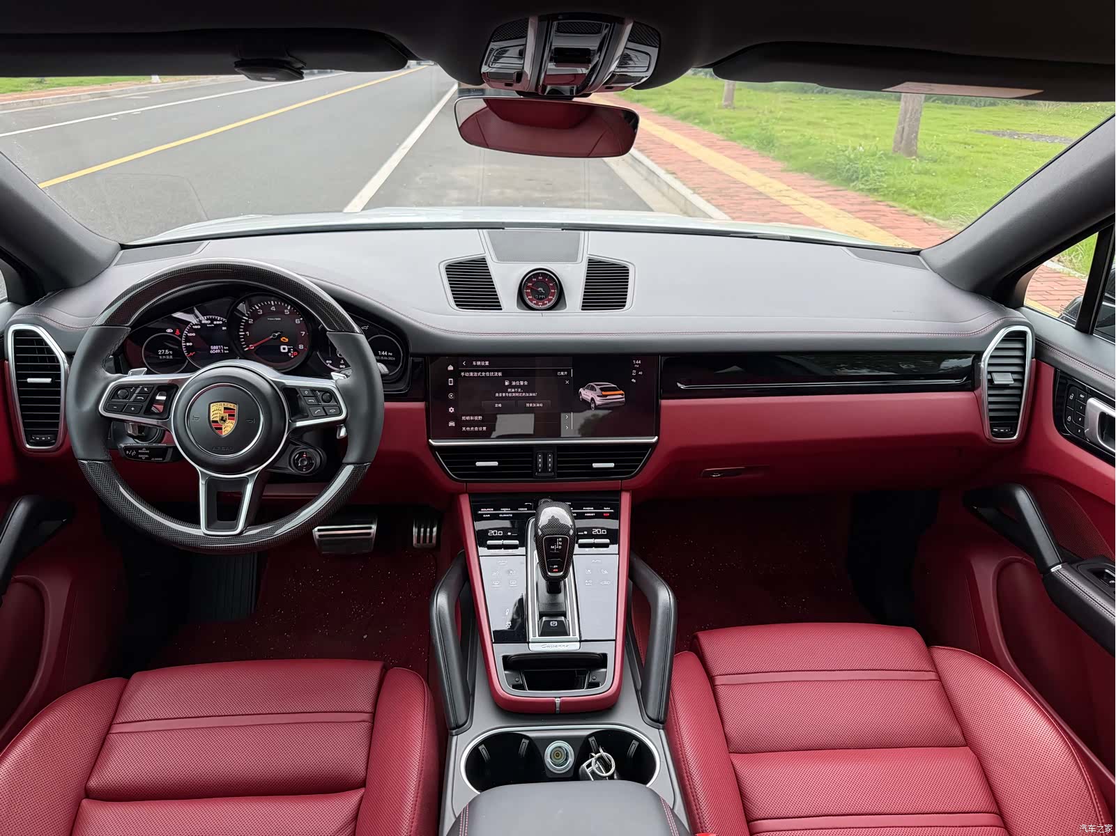 Porsche Cayenne, 2022 12