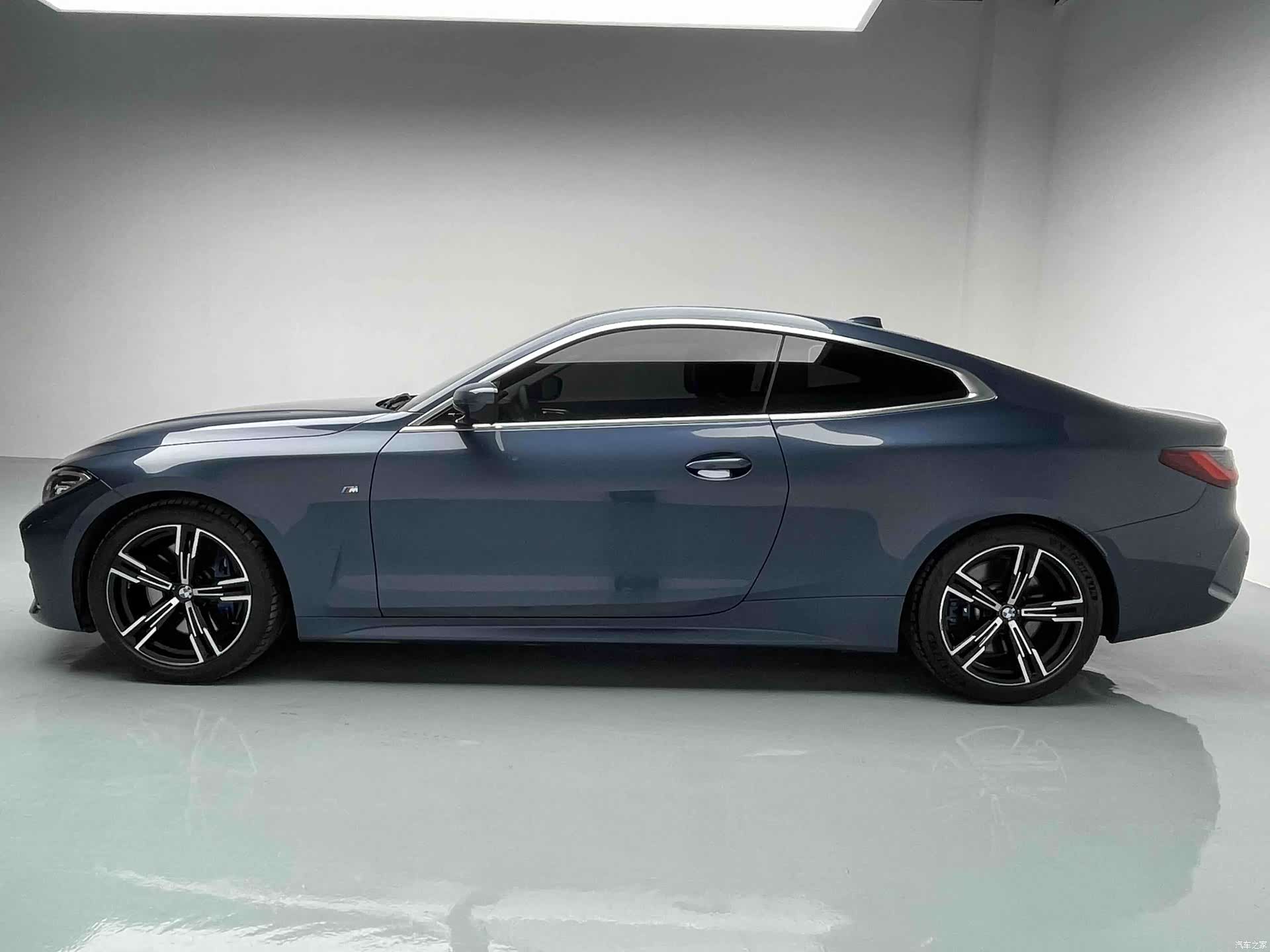 BMW 4 Series, 2022 все фото