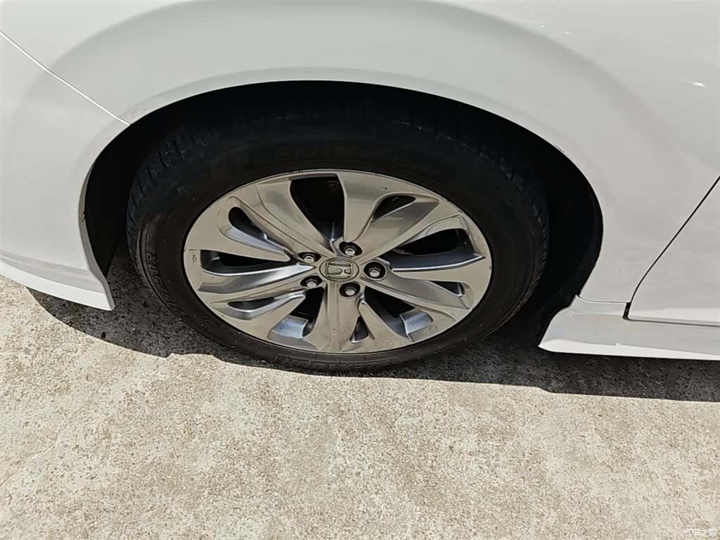 Honda Jade, 2017 23
