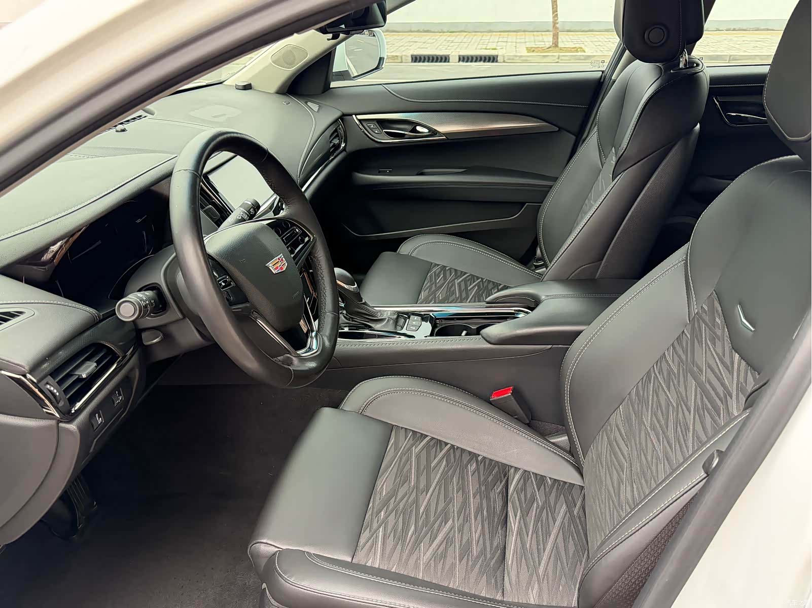 Cadillac ATS-L, 2017 4