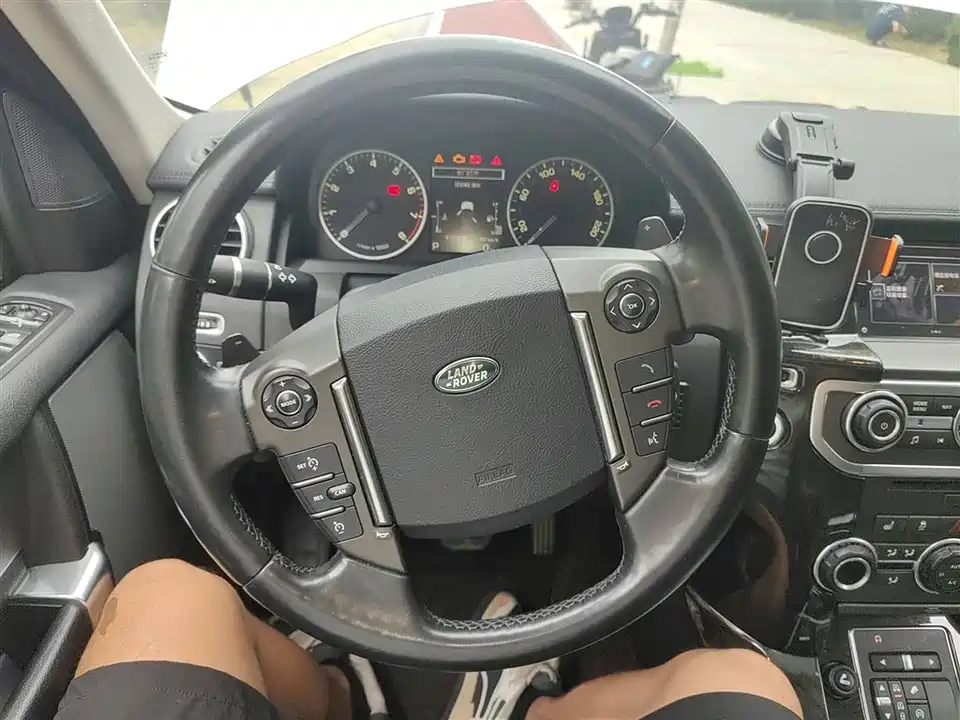 Land Rover discover