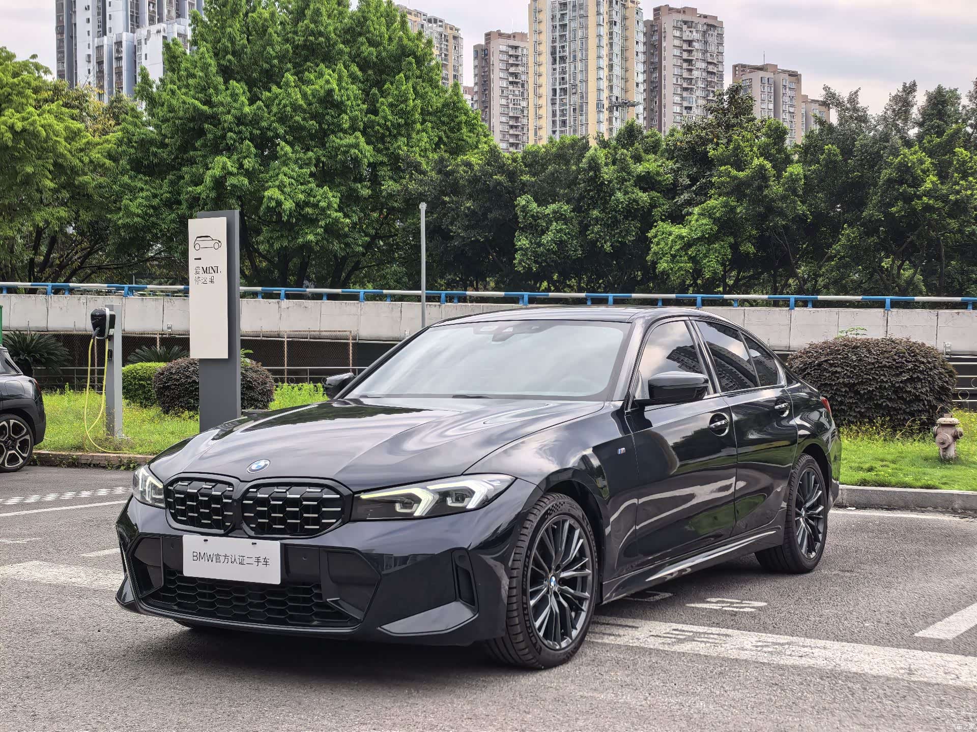 BMW 3 Series, 2023 1