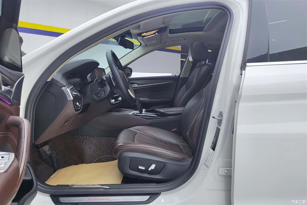 BMW 5 Series, 2019 9