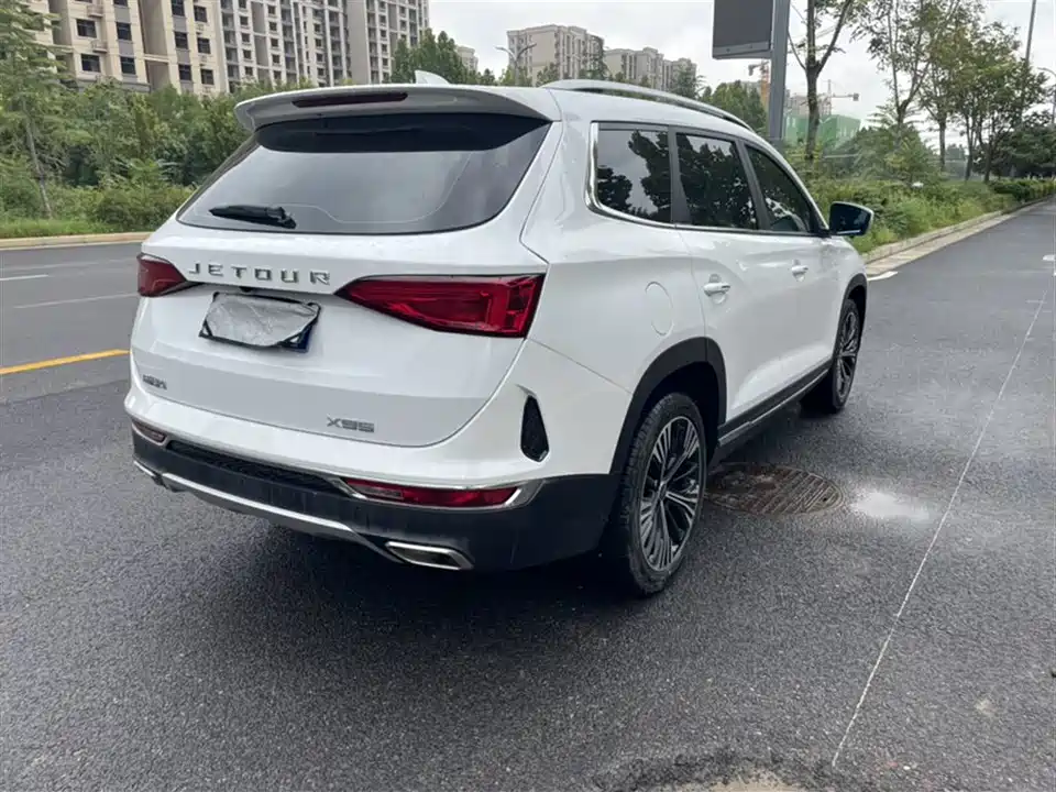 Jetour X95