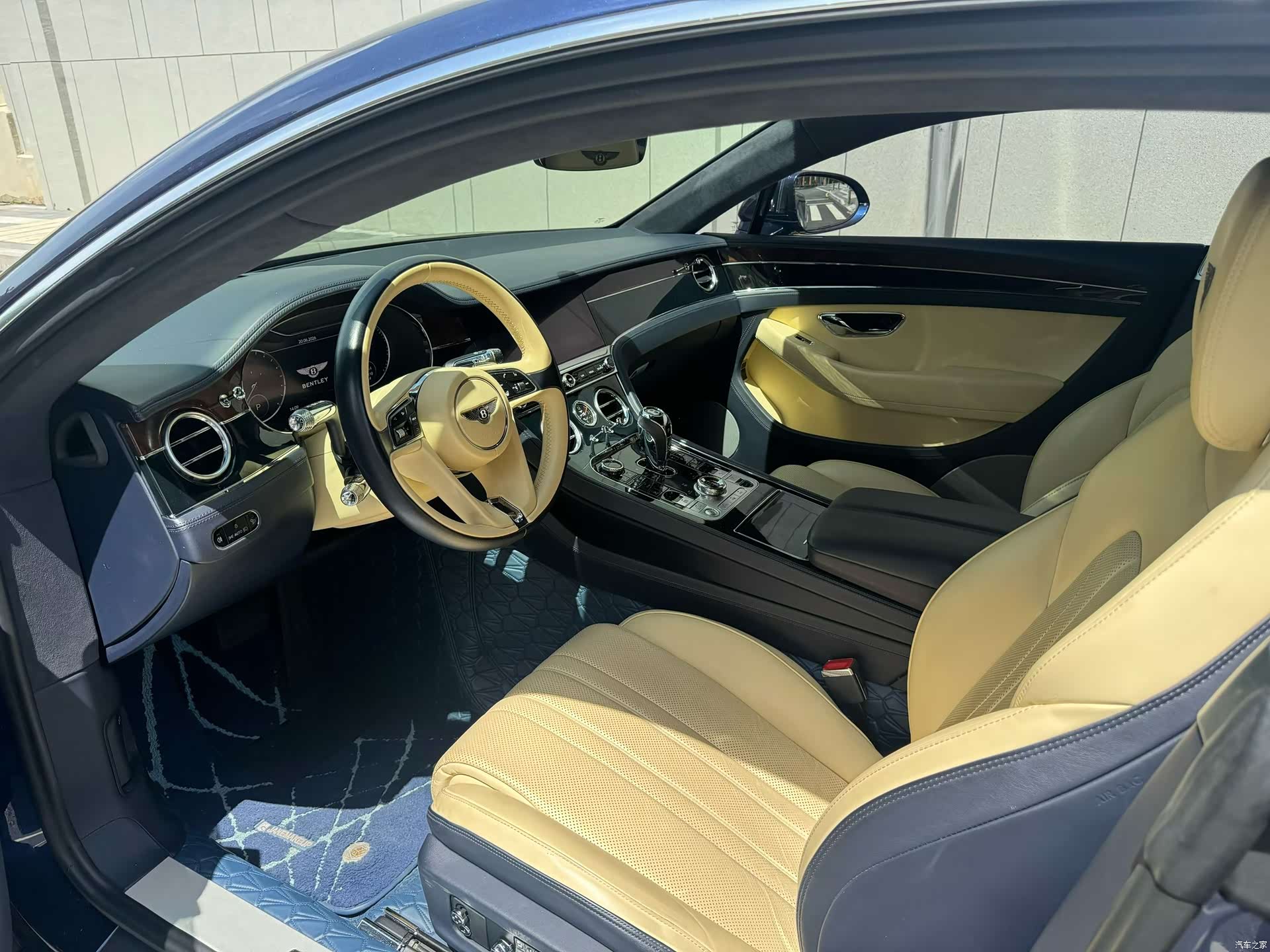 Bentley Continental GT, 2020 4