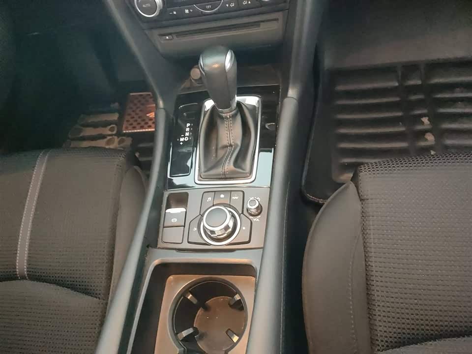 Mazda 3 Angkesaila Mazda 3 Angkesaila