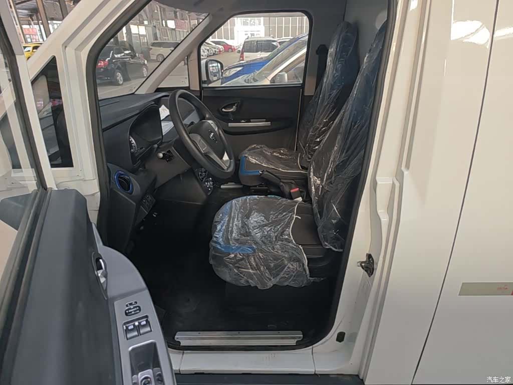 Foton E7, 2026 15