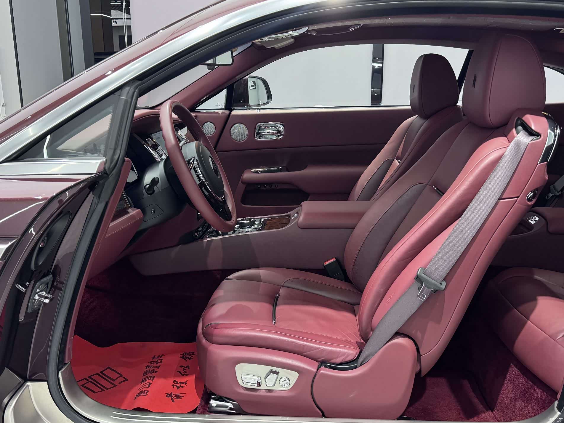 Rolls-Royce Wraith, 2017 14