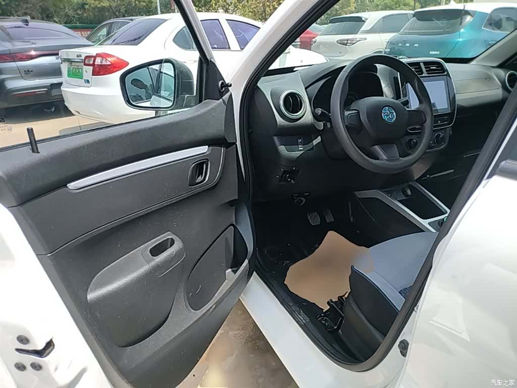 Nissan e30, 2022 16