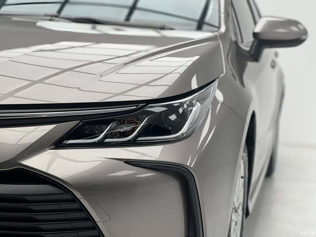 Toyota Corolla, 2023 4