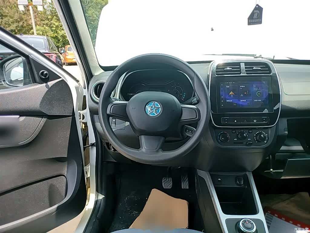 Nissan e30, 2022 11