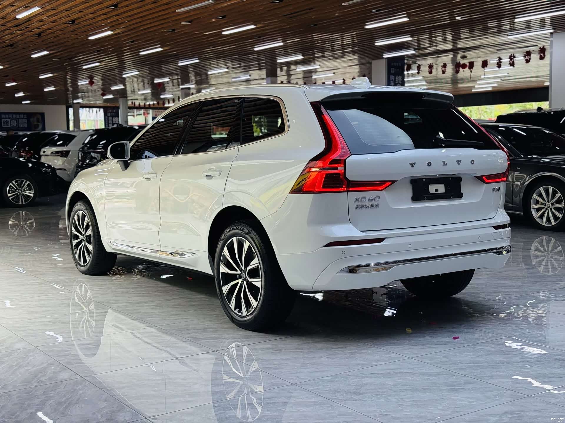 Volvo XC60, 2023 16