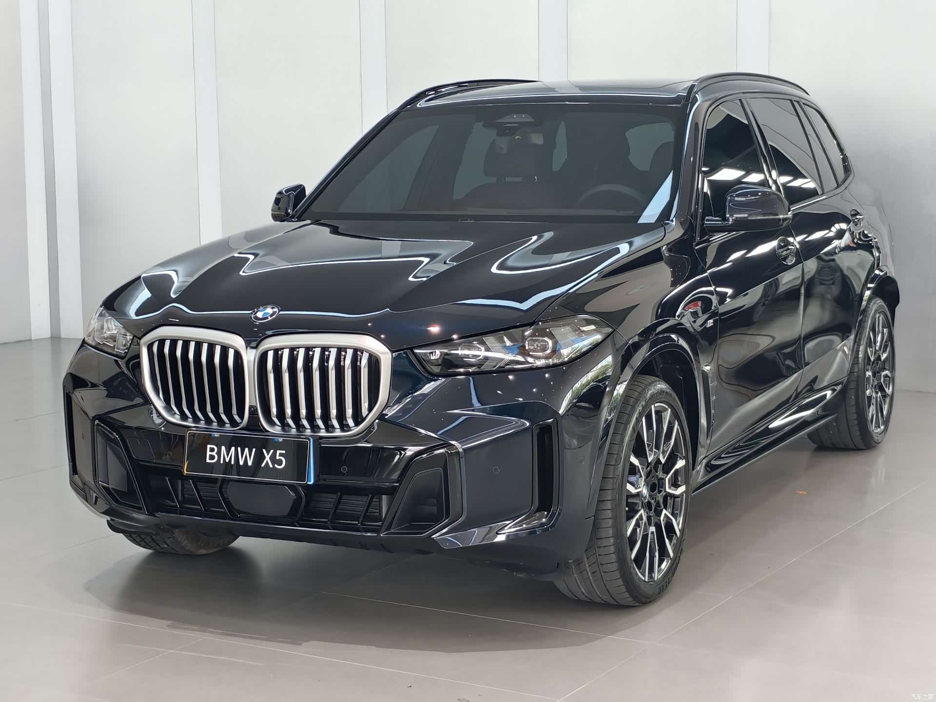 BMW X5, 2025 1