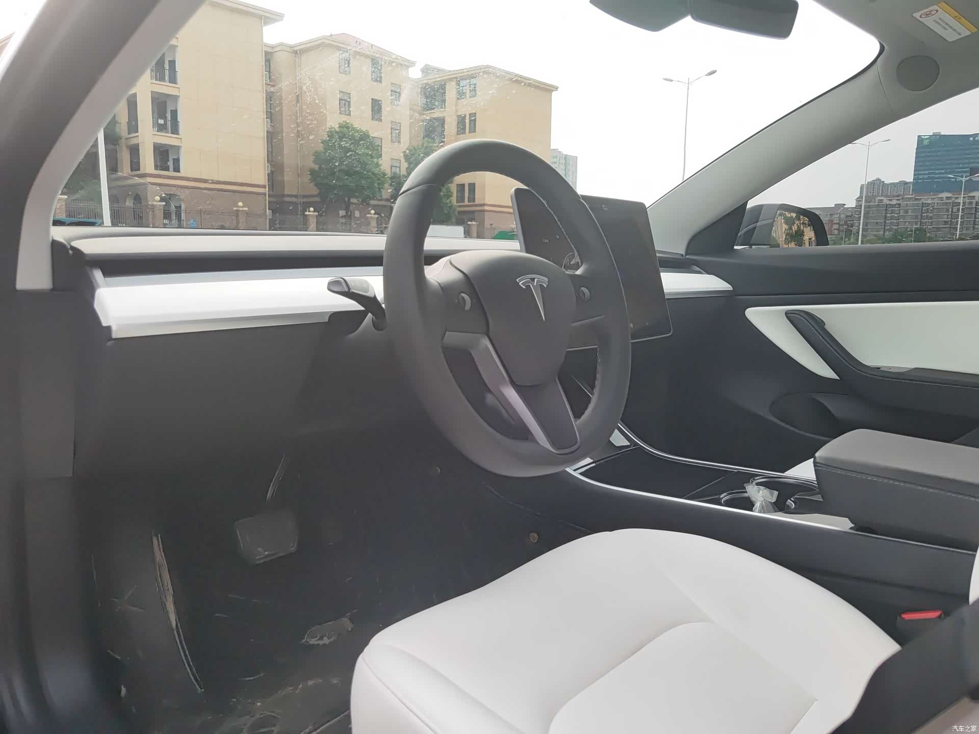 Tesla Model 3, 2020 16