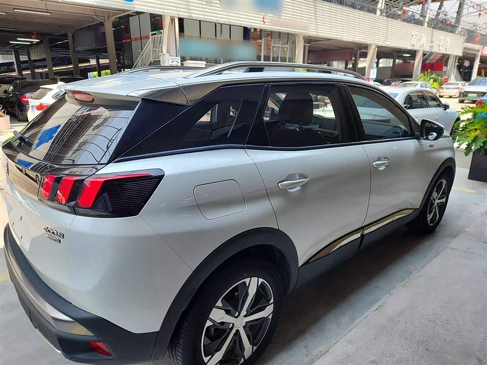 Peugeot 4008 Peugeot 4008