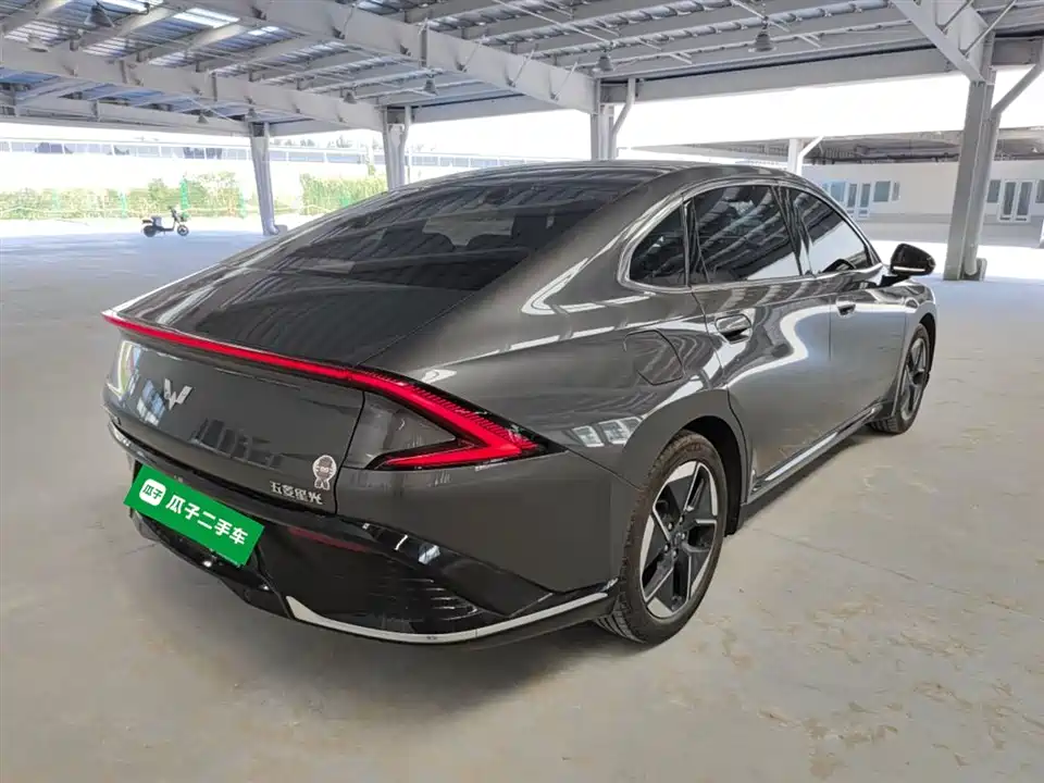 Wuling Wuling Starlight