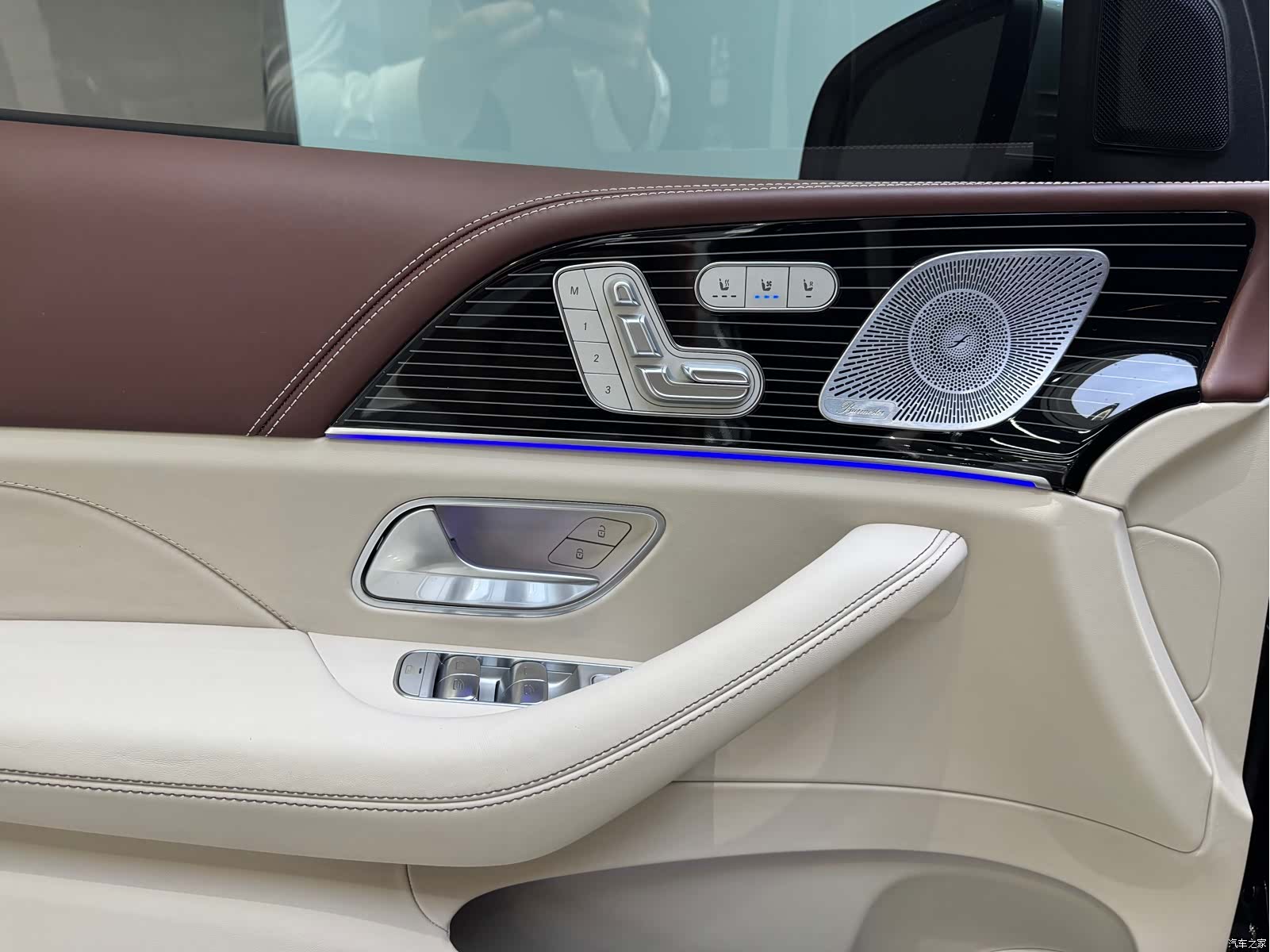 Maybach GLS, 2024 19