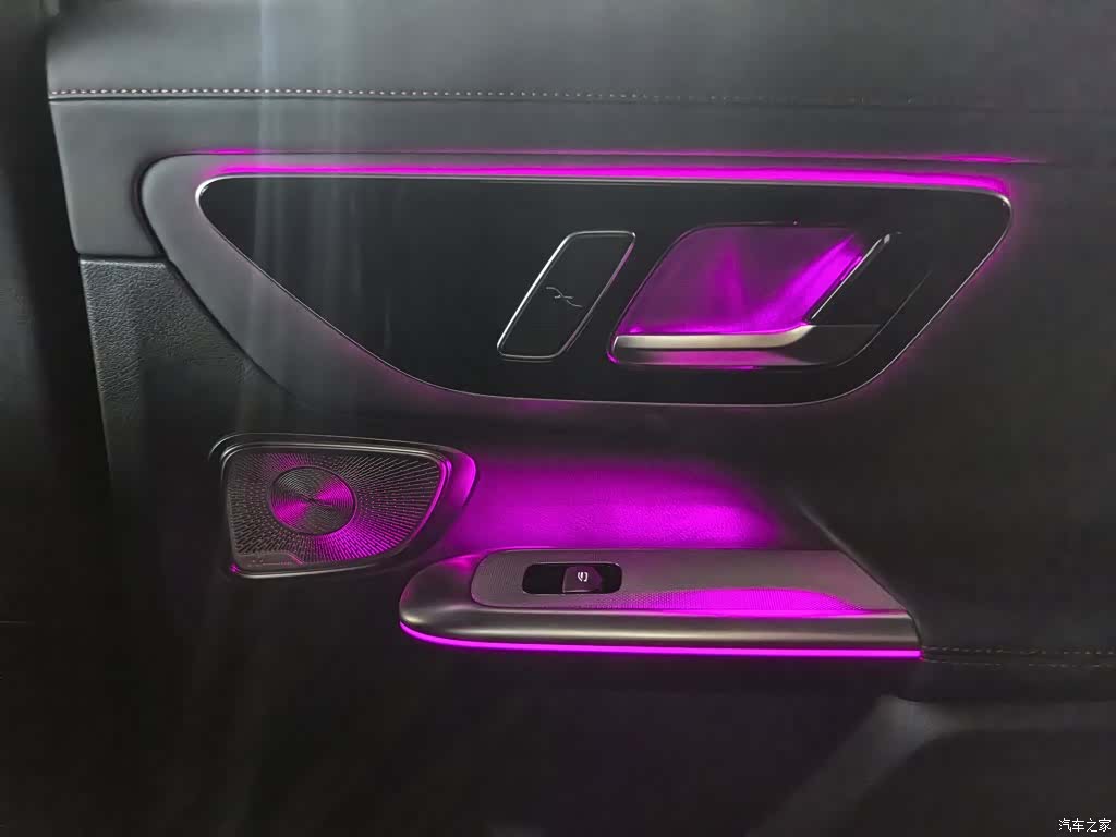 Mercedes-Benz GLC, 2025 16