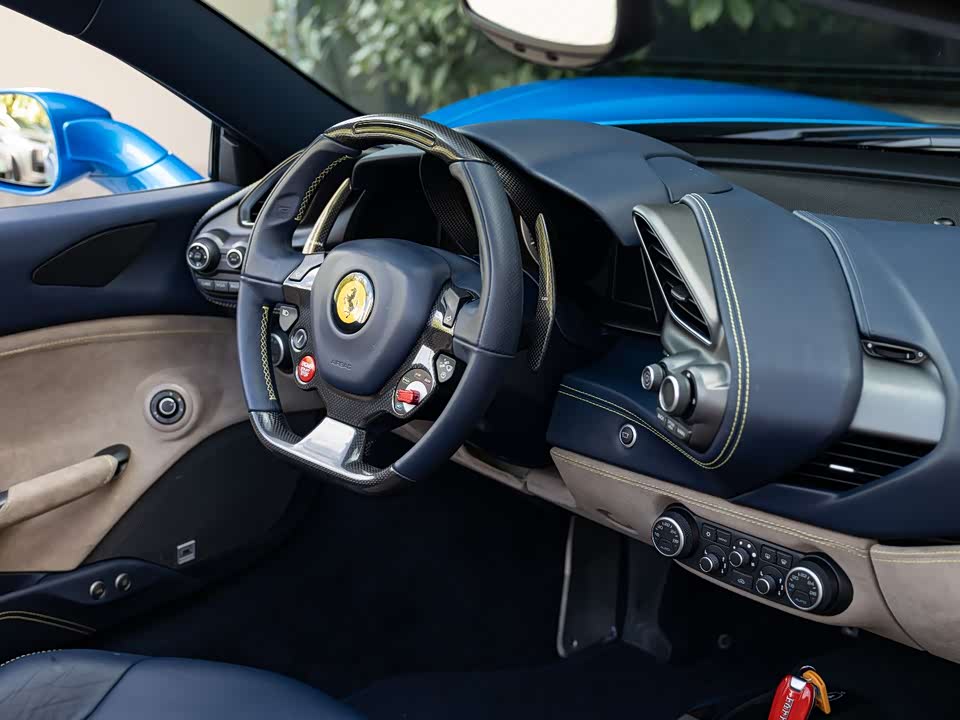 Ferrari 488