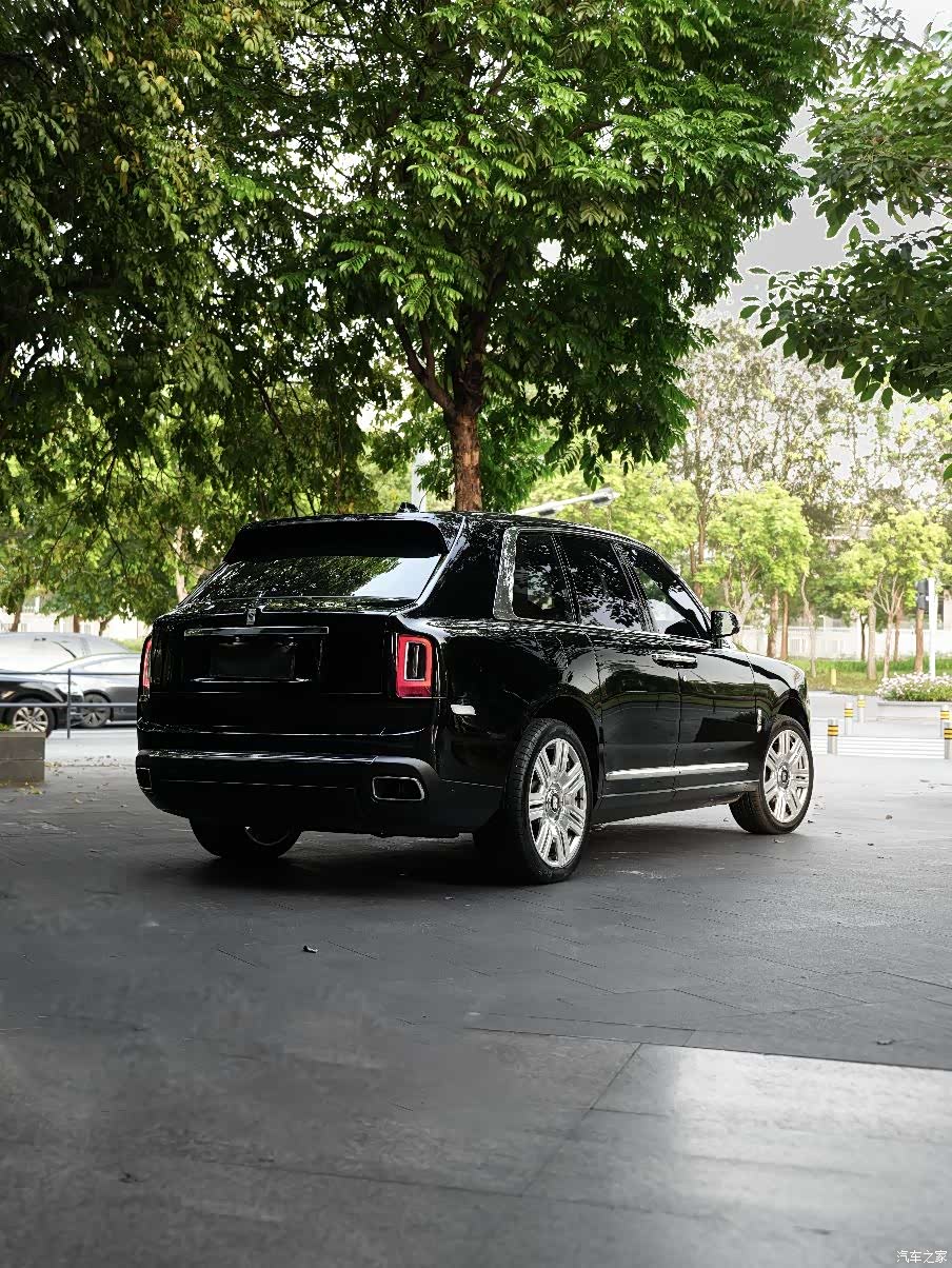 Rolls-Royce Cullinan, 2019 2