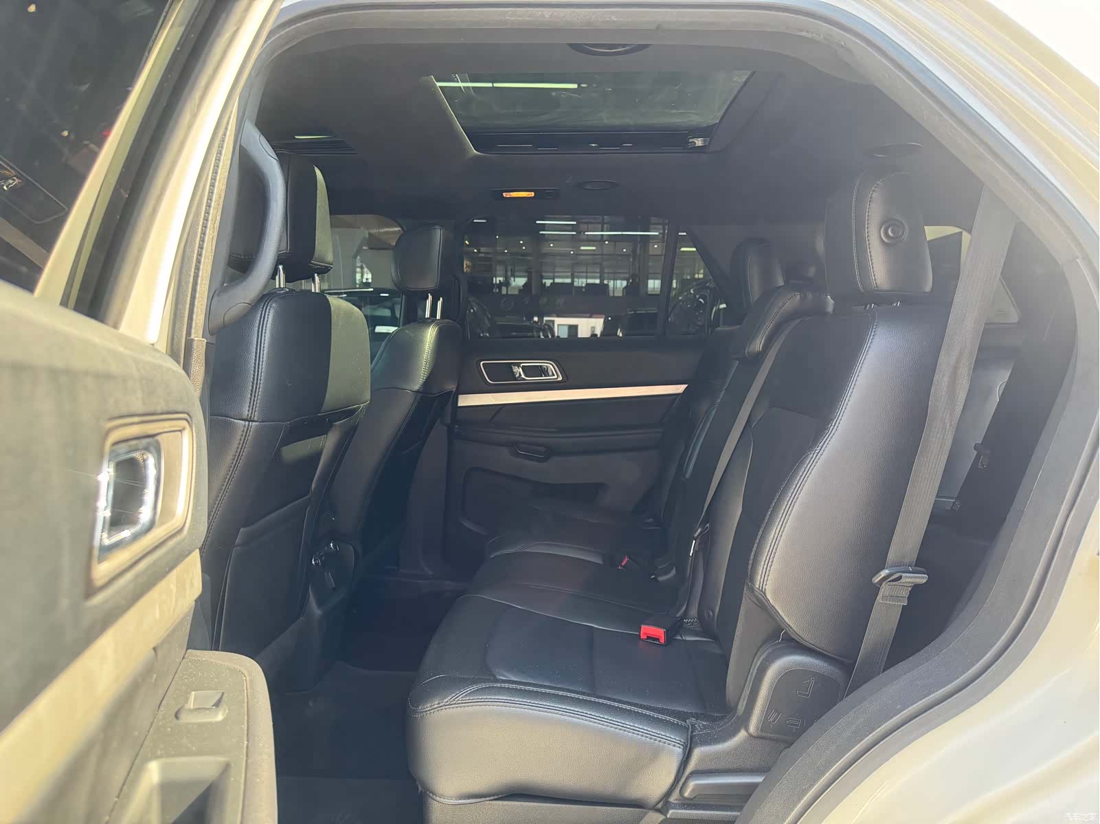 Ford Explorer, 2016 25