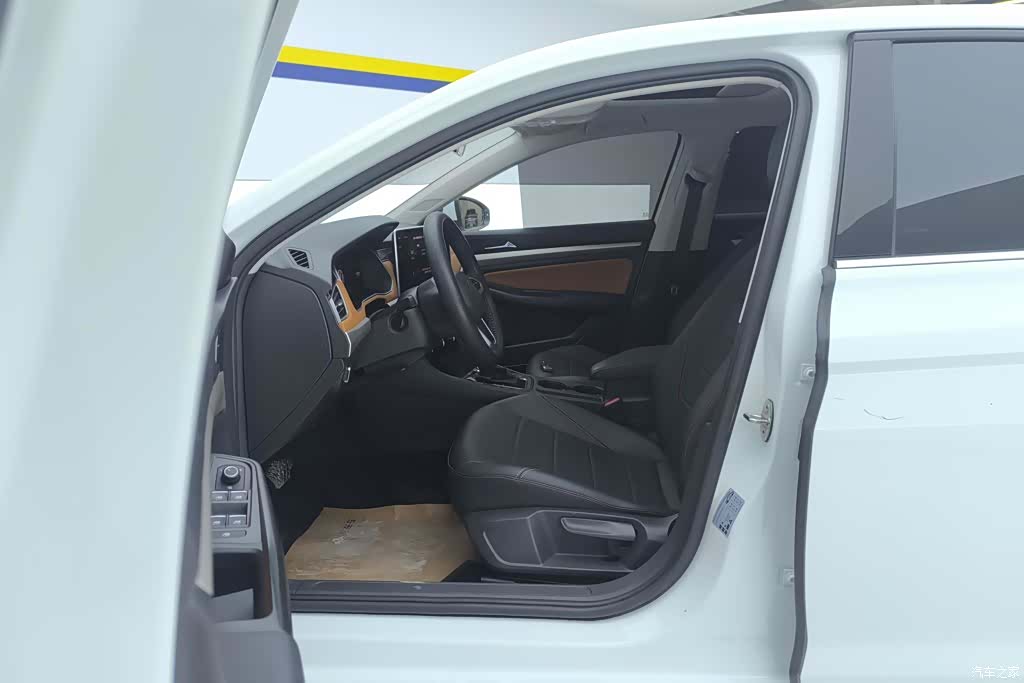 Volkswagen Bora, 2022 9
