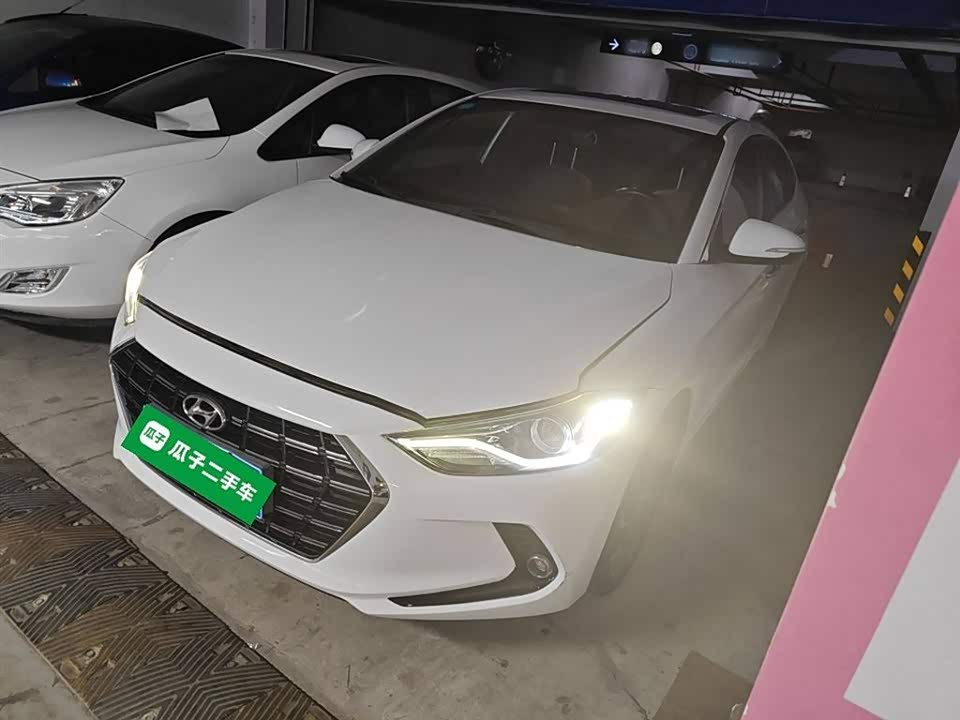 Hyundai Lead